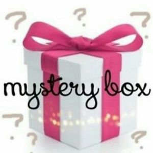 E.L.F cosmetics 10 piece mystery box